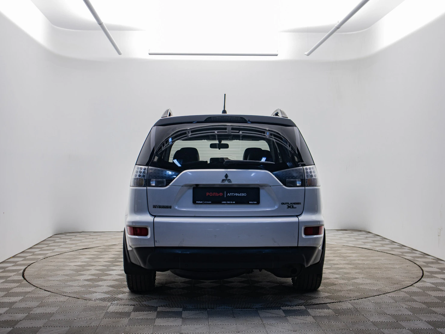 Mitsubishi OUTLANDER, 2011