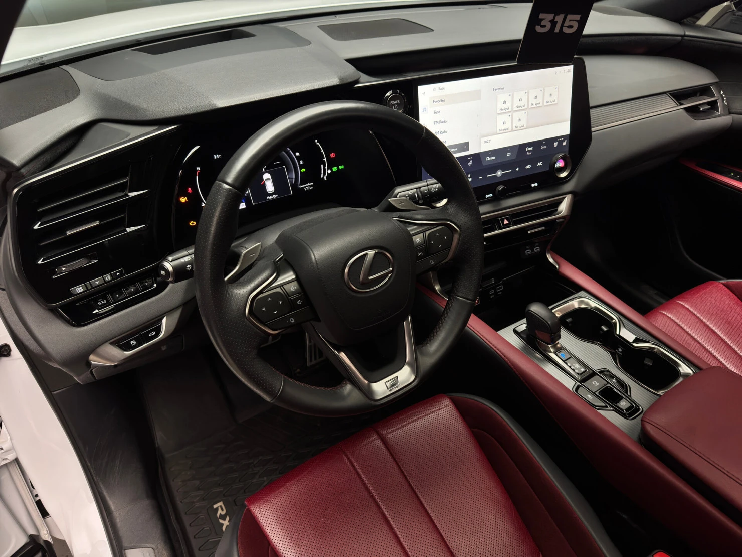 Lexus RX, 2023