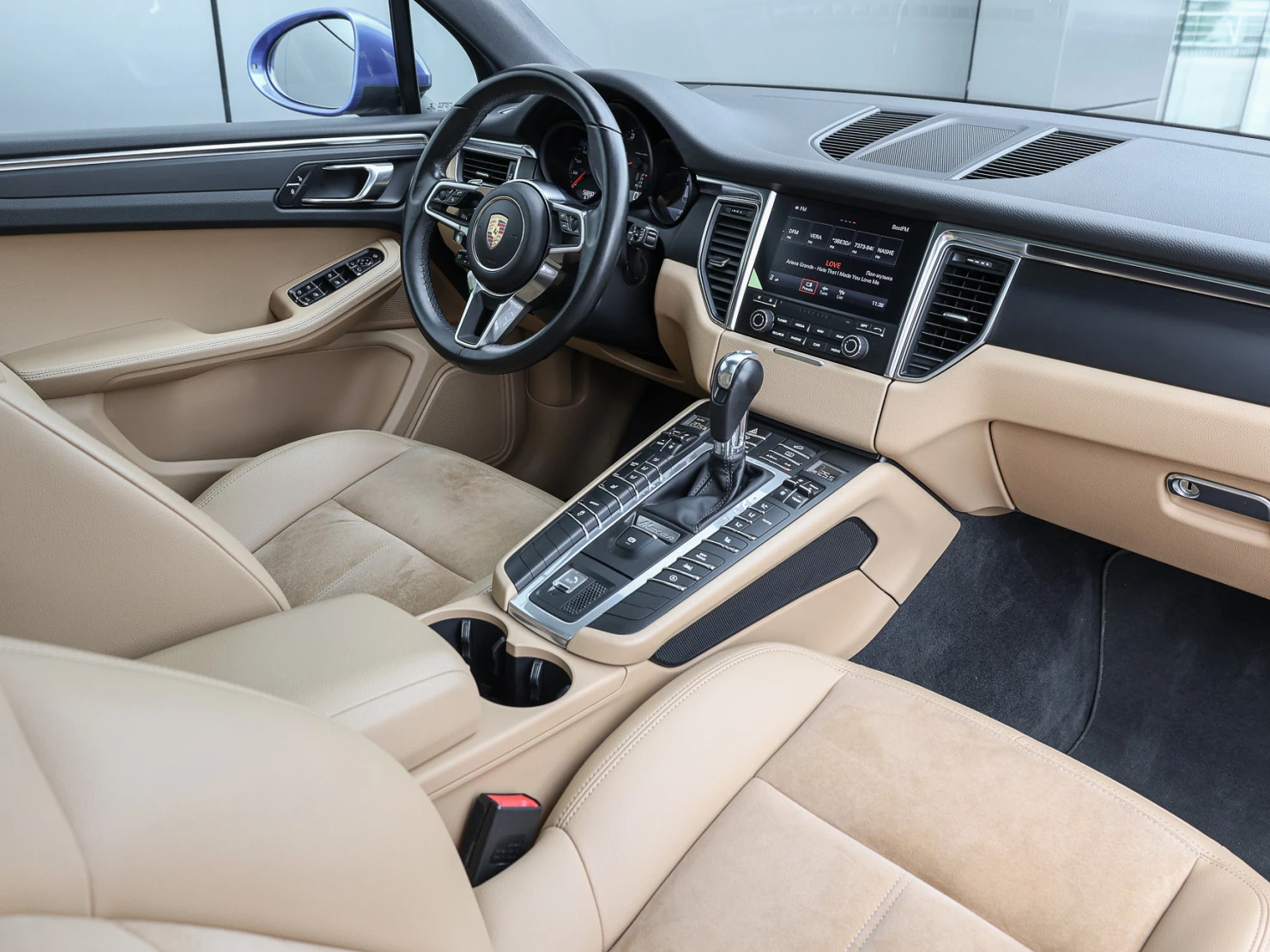 Porsche Macan, 2018