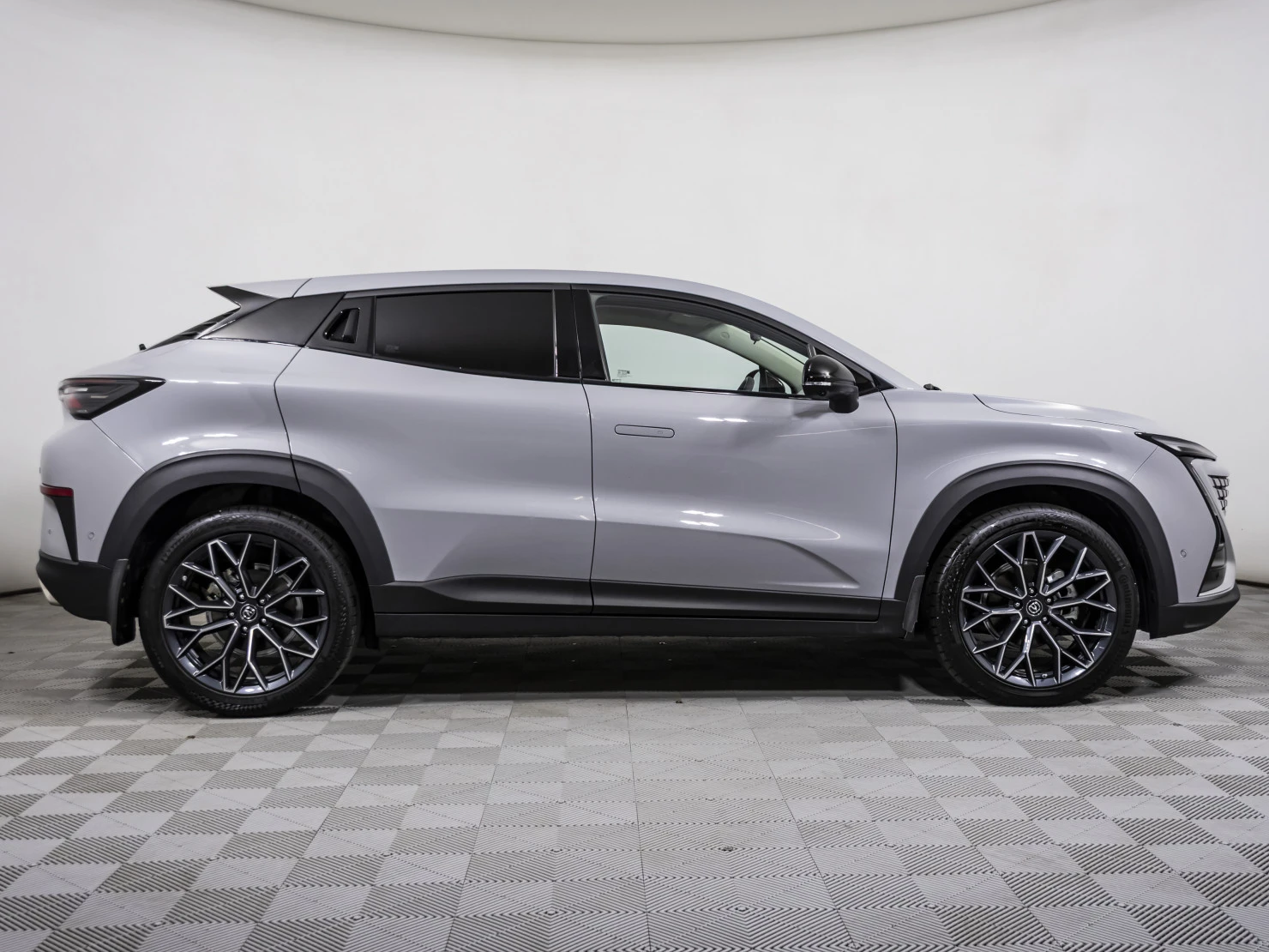 Changan UNI-T, 2023