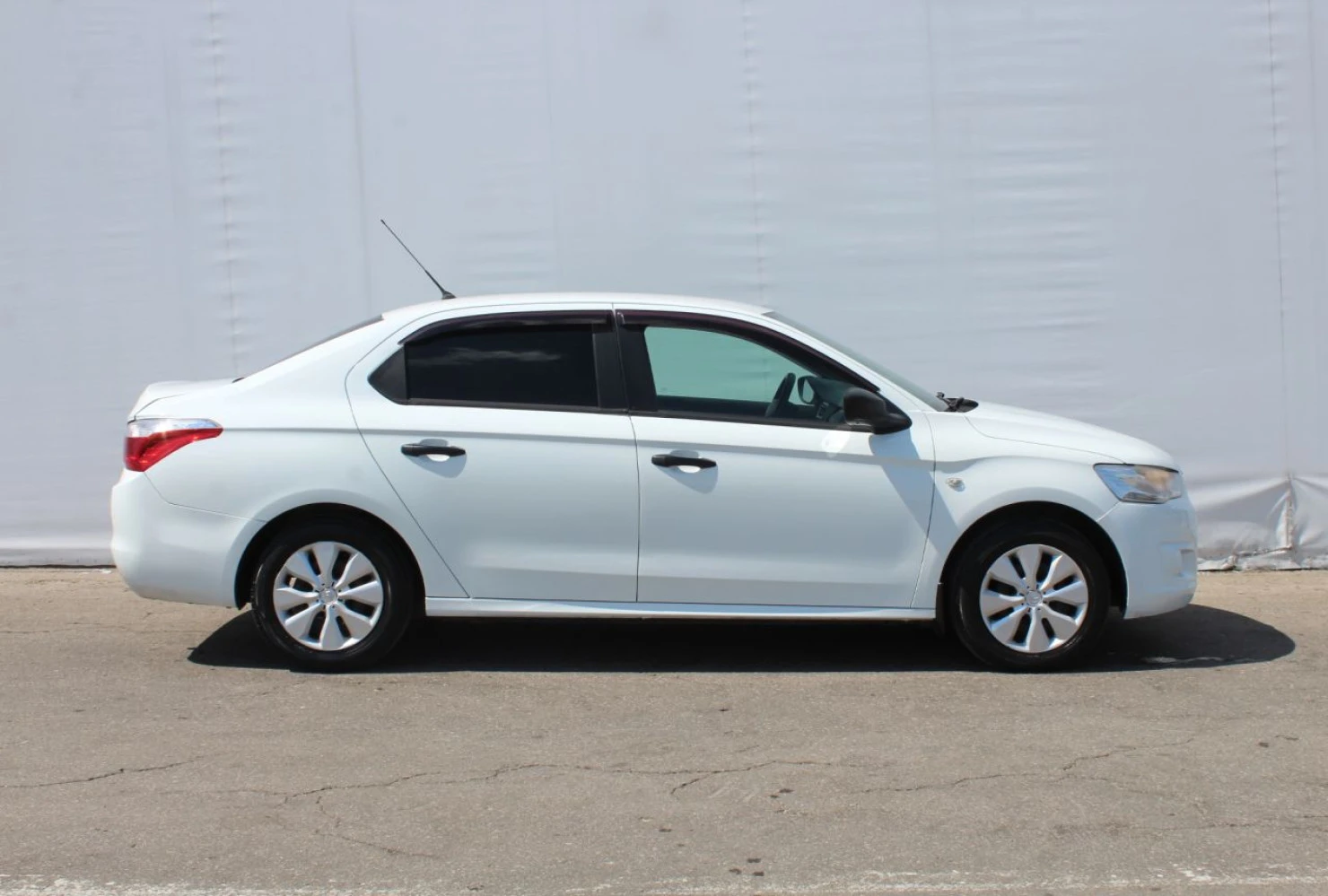 Citroen C-Elysee, 2013
