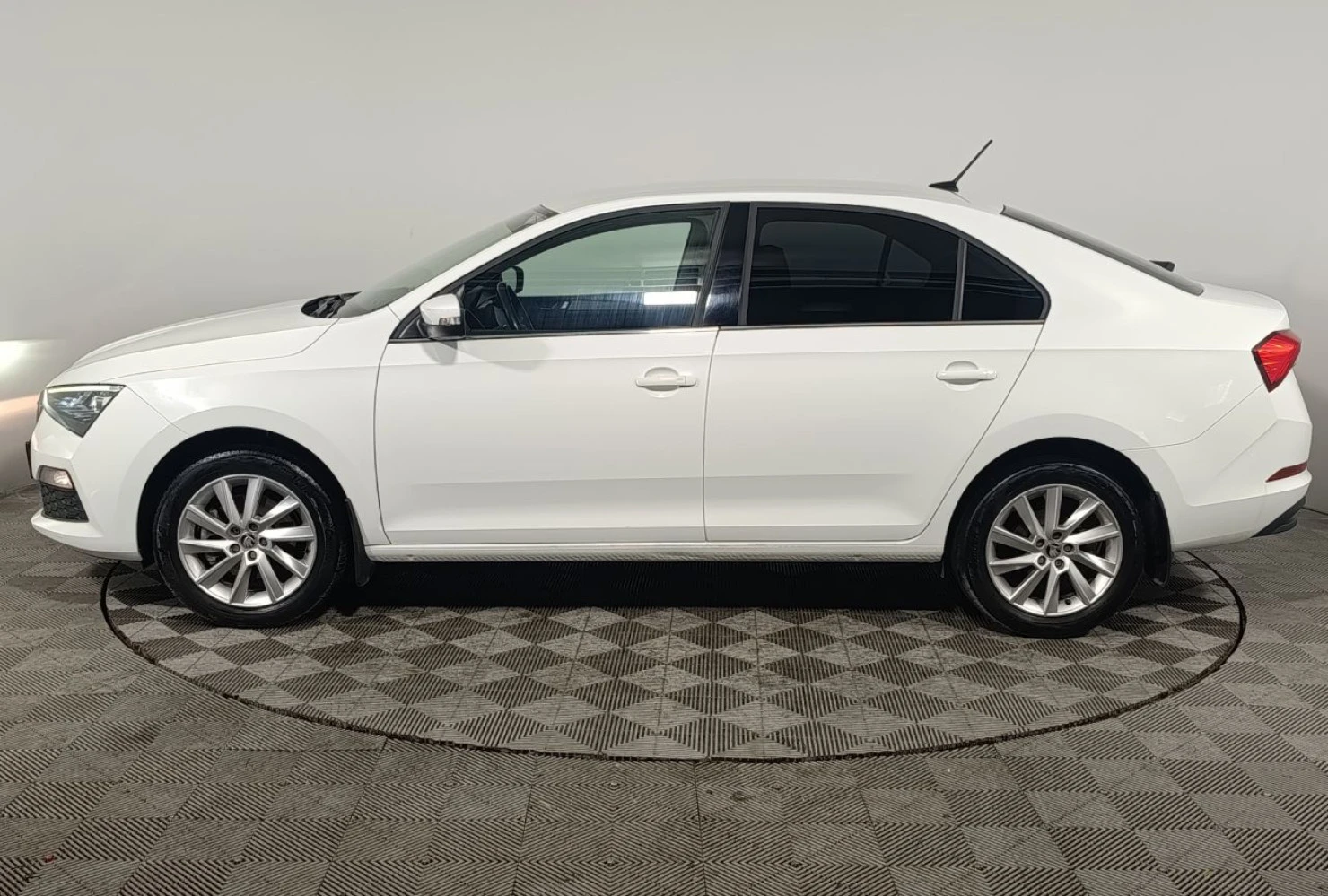 ŠKODA RAPID, 2020