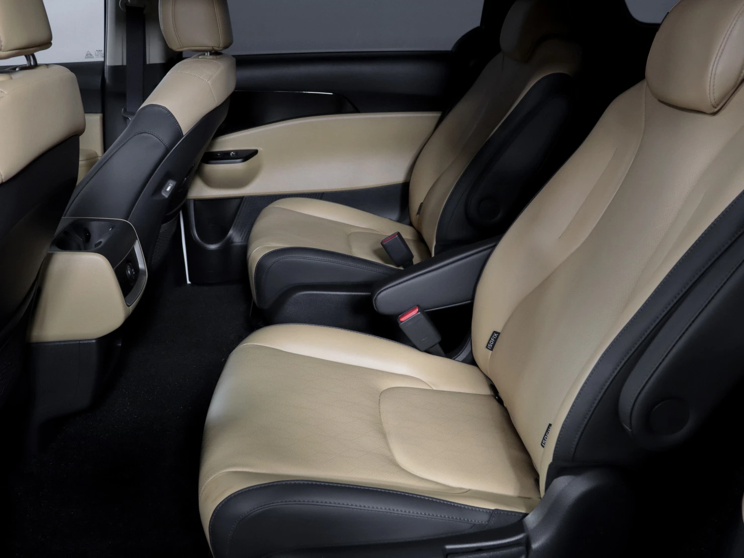 Kia Carnival, 2023