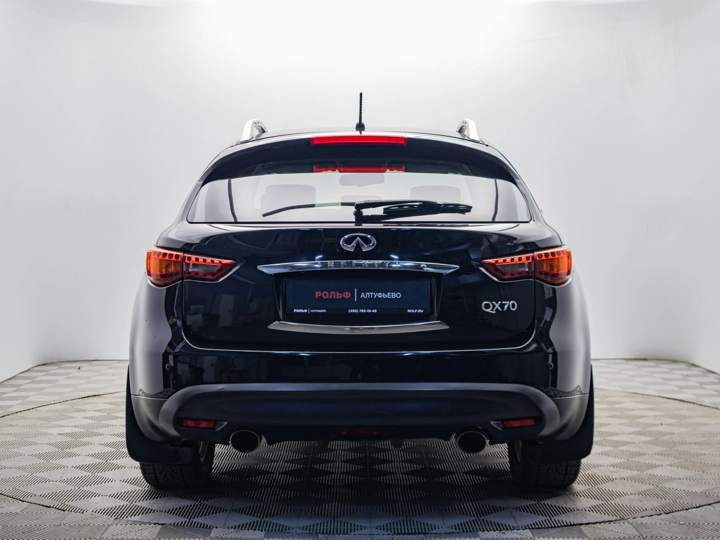 Infiniti QX70, 2014