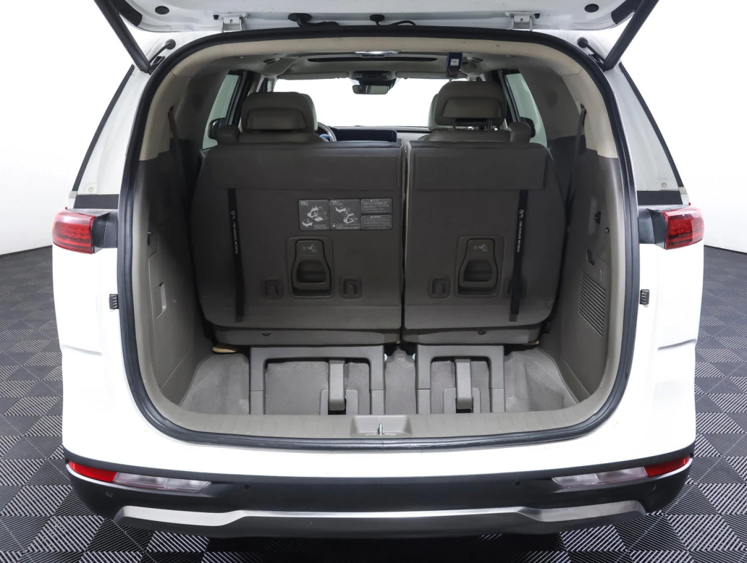 Kia Carnival, 2023