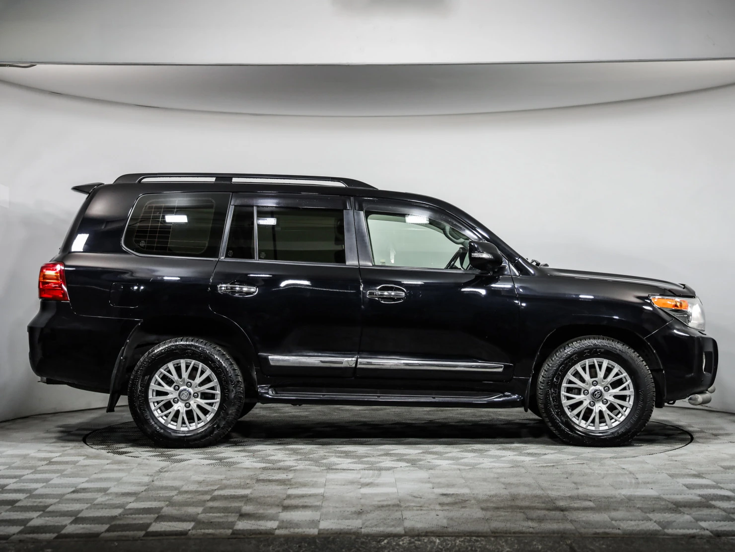 Toyota Land Cruiser, 2013