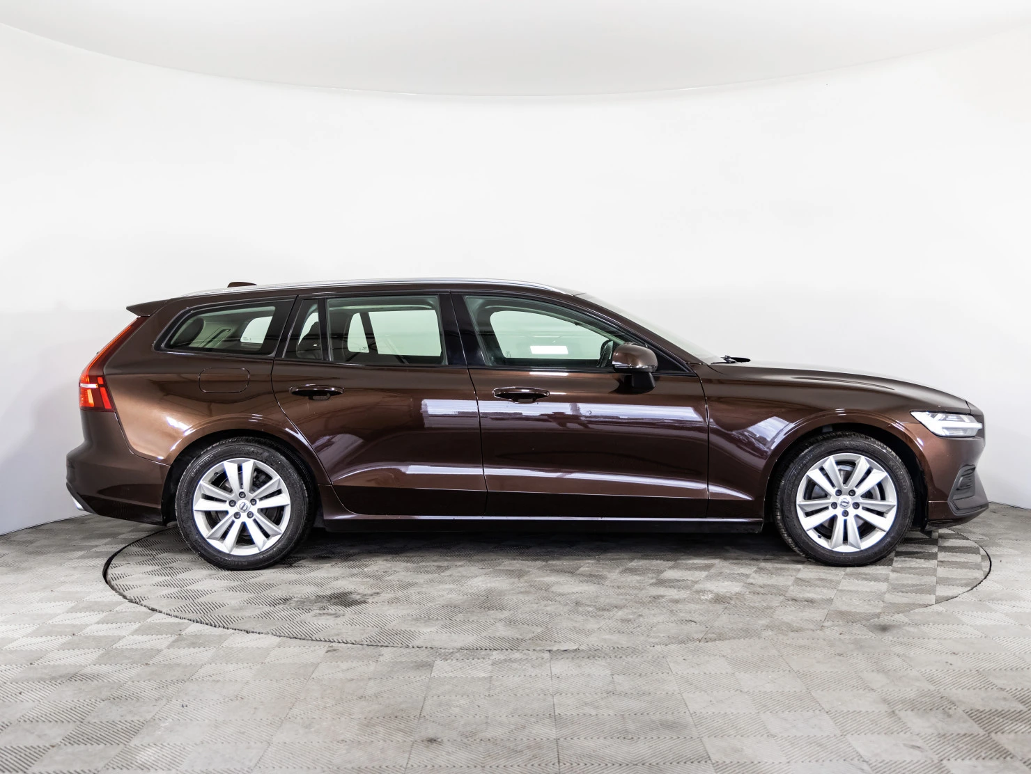 Volvo V60, 2019