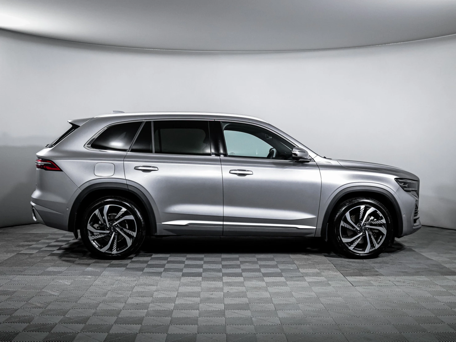 Geely Monjaro, 2025
