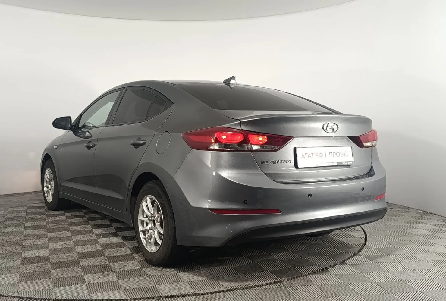 Hyundai Elantra, 2017