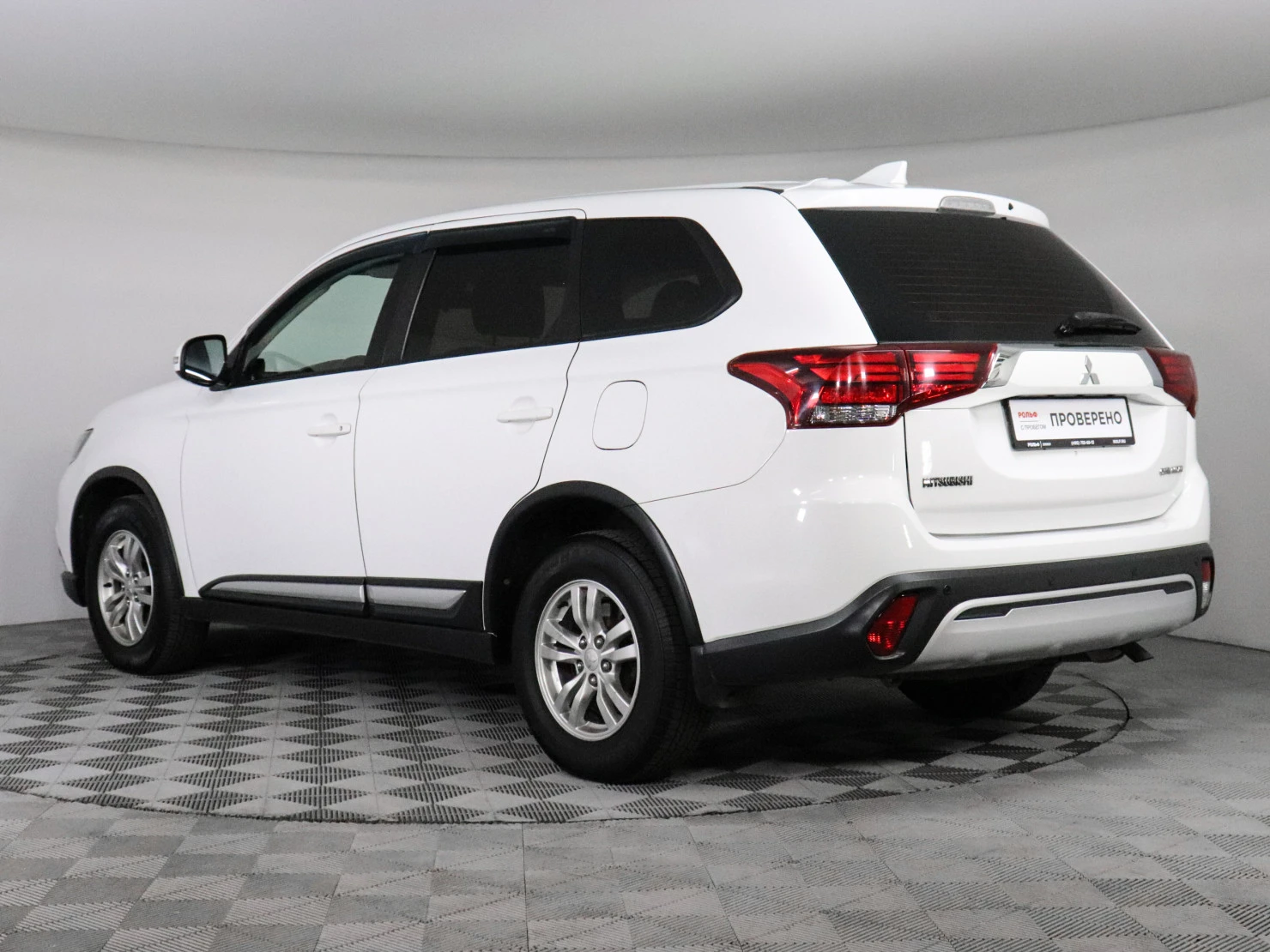 Mitsubishi OUTLANDER, 2019