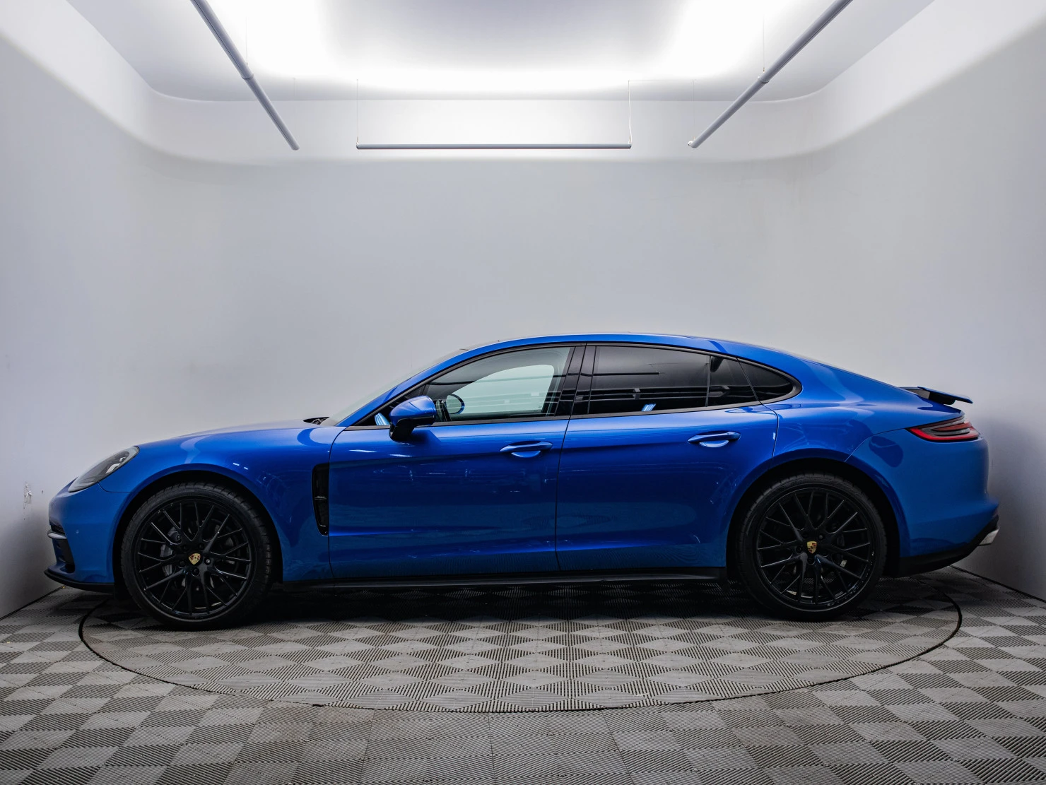 Porsche Panamera, 2017