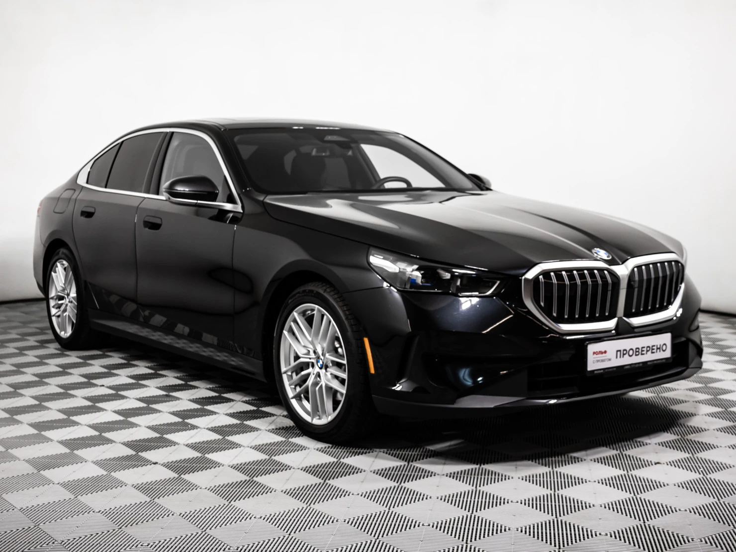 BMW 5 серии, 2023