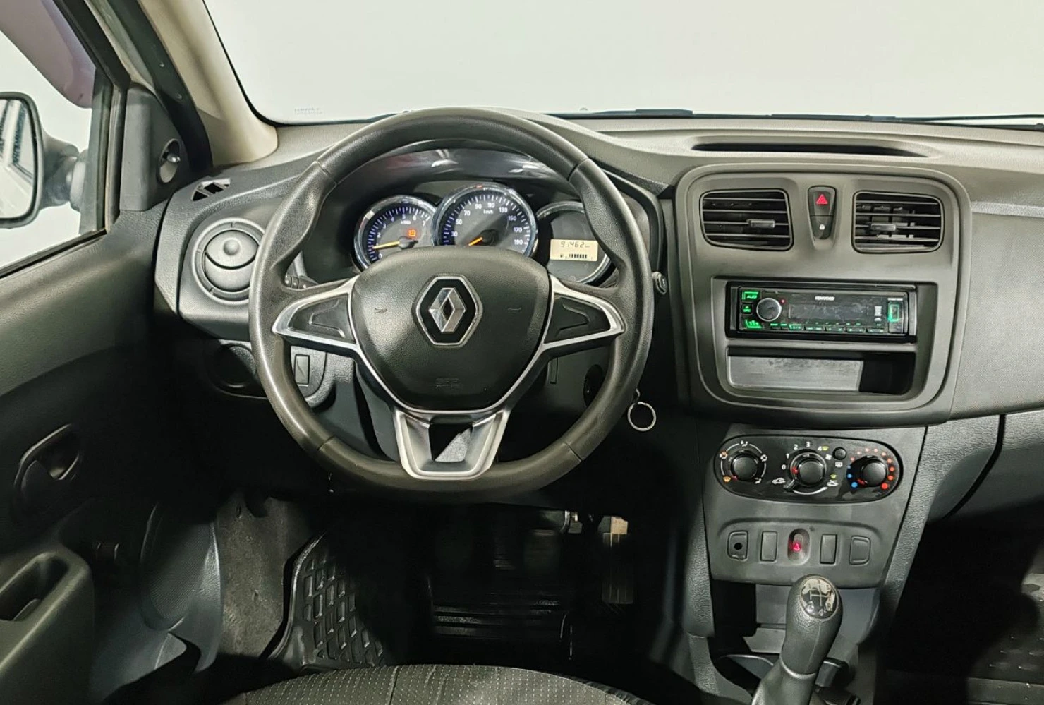 Renault Logan, 2019
