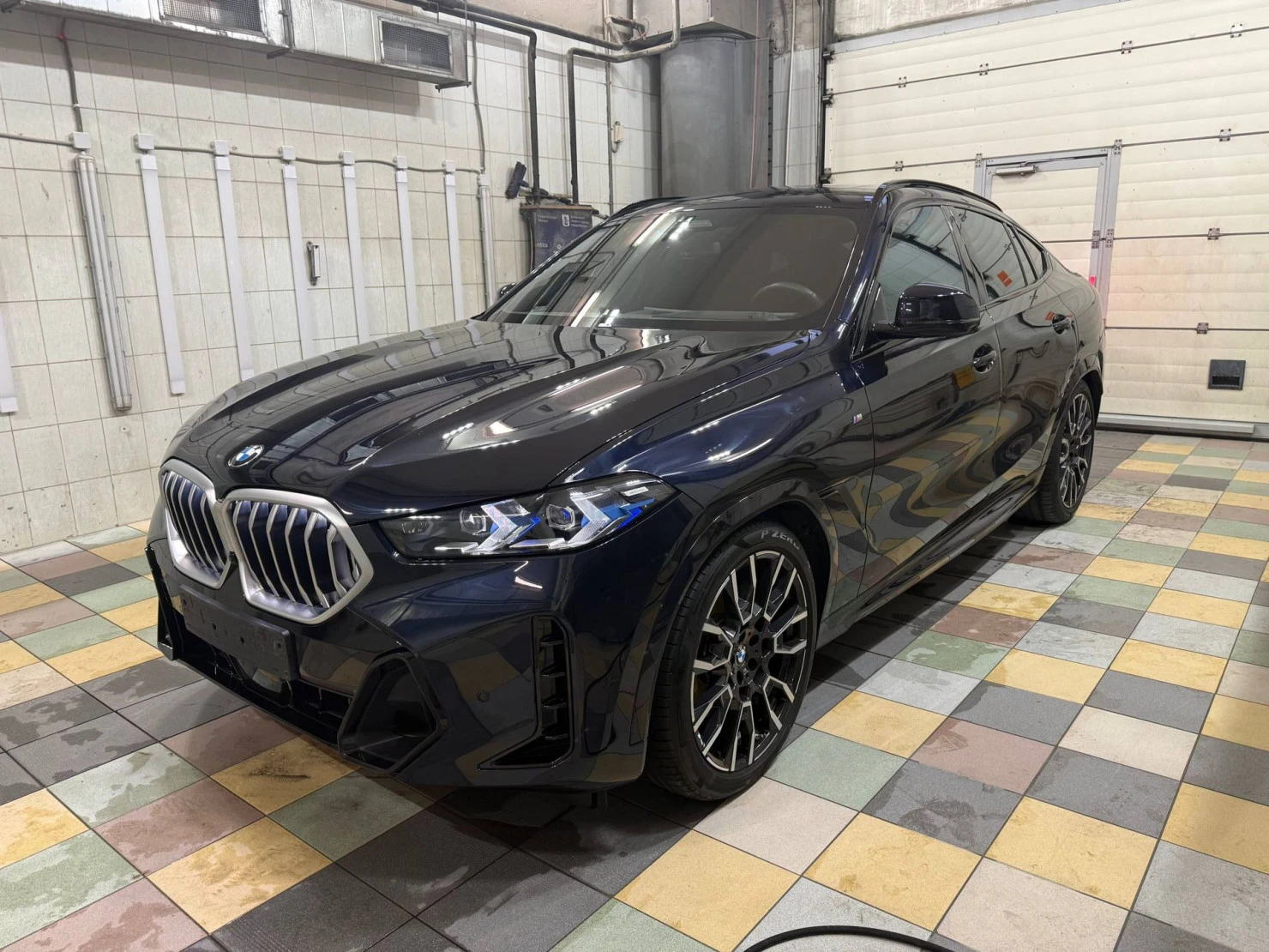 BMW X6, 2023