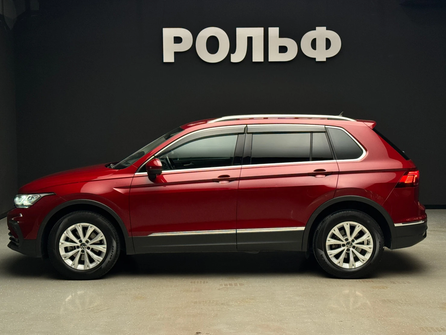 Volkswagen Tiguan, 2021