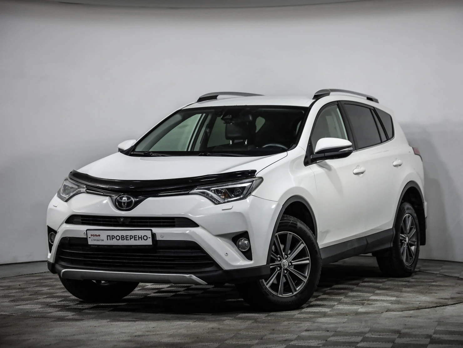 Toyota RAV4, 2015