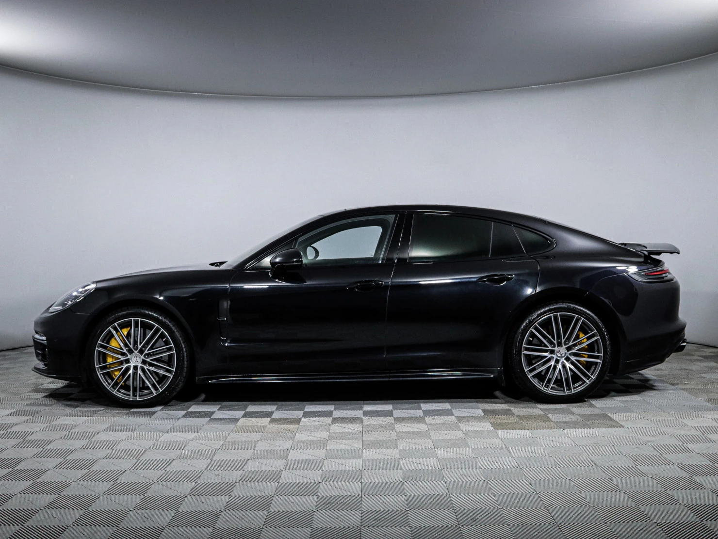 Porsche Panamera, 2017