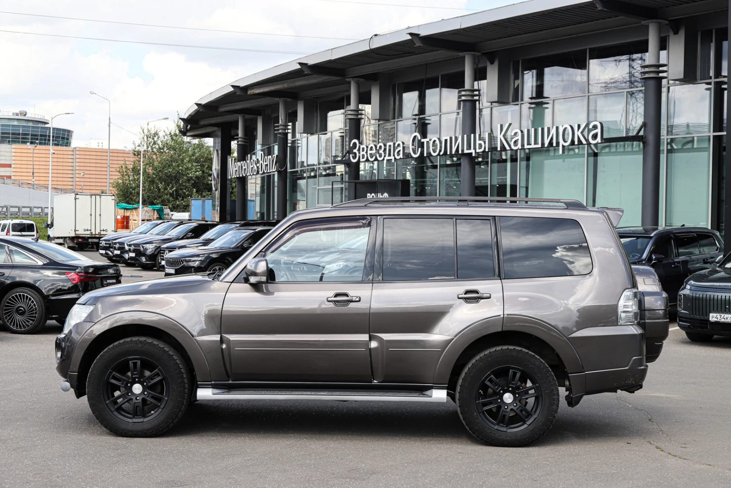 Mitsubishi PAJERO, 2011