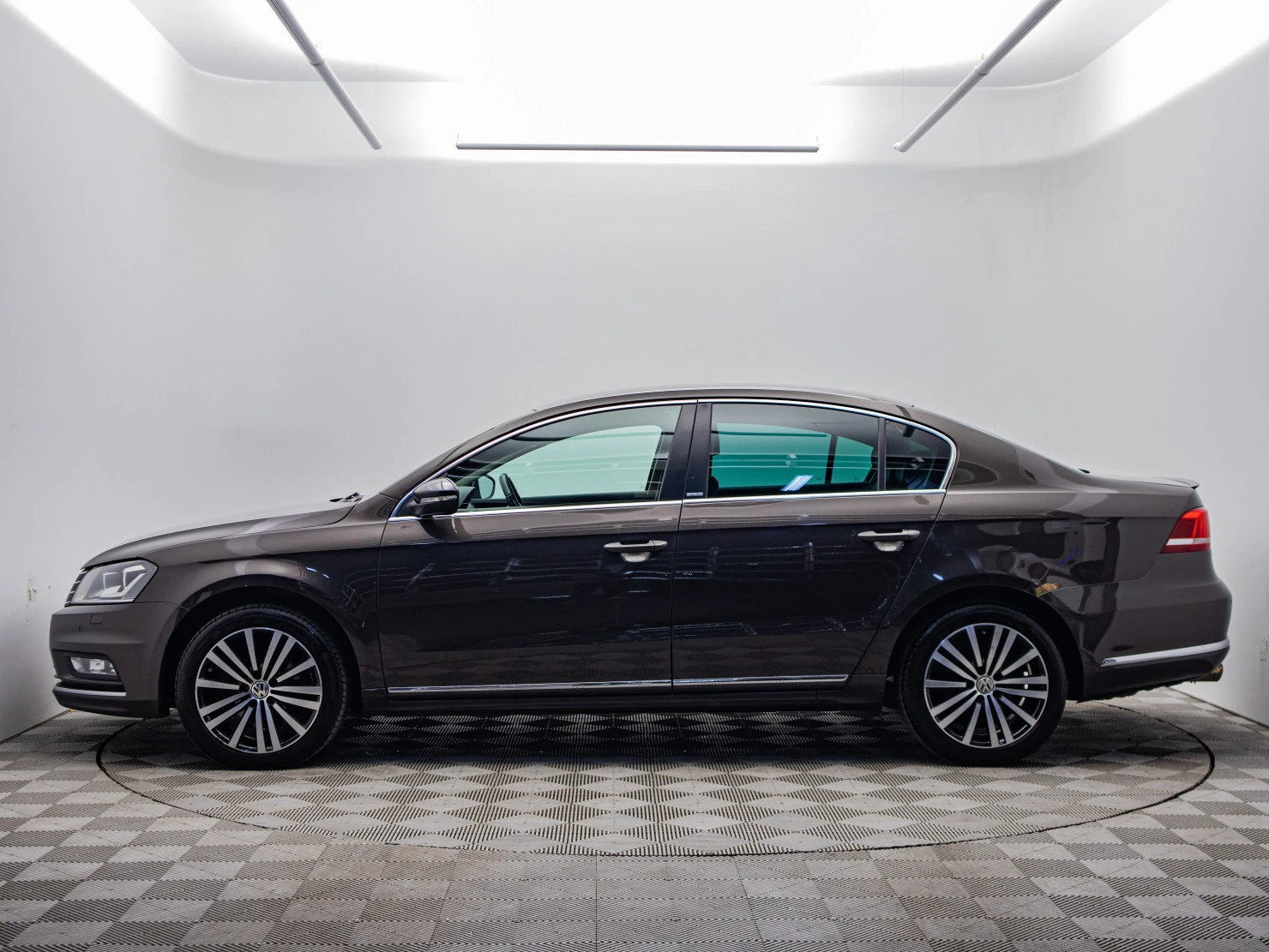 Volkswagen Passat, 2014