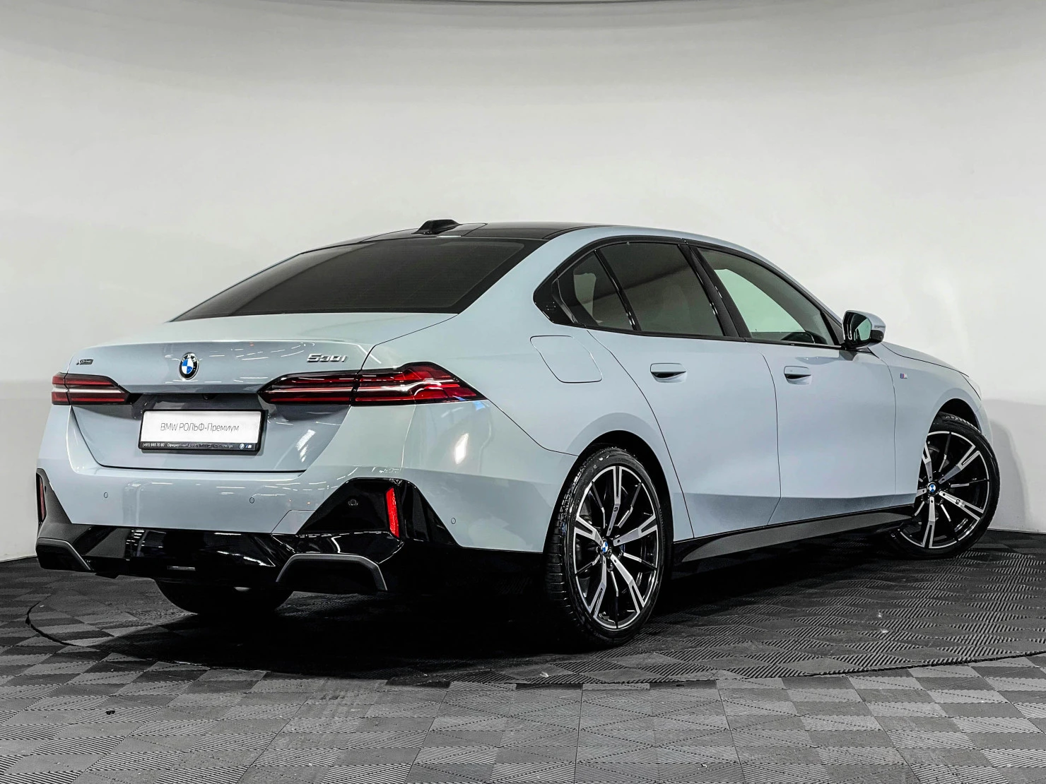 BMW 5 серии, 2024