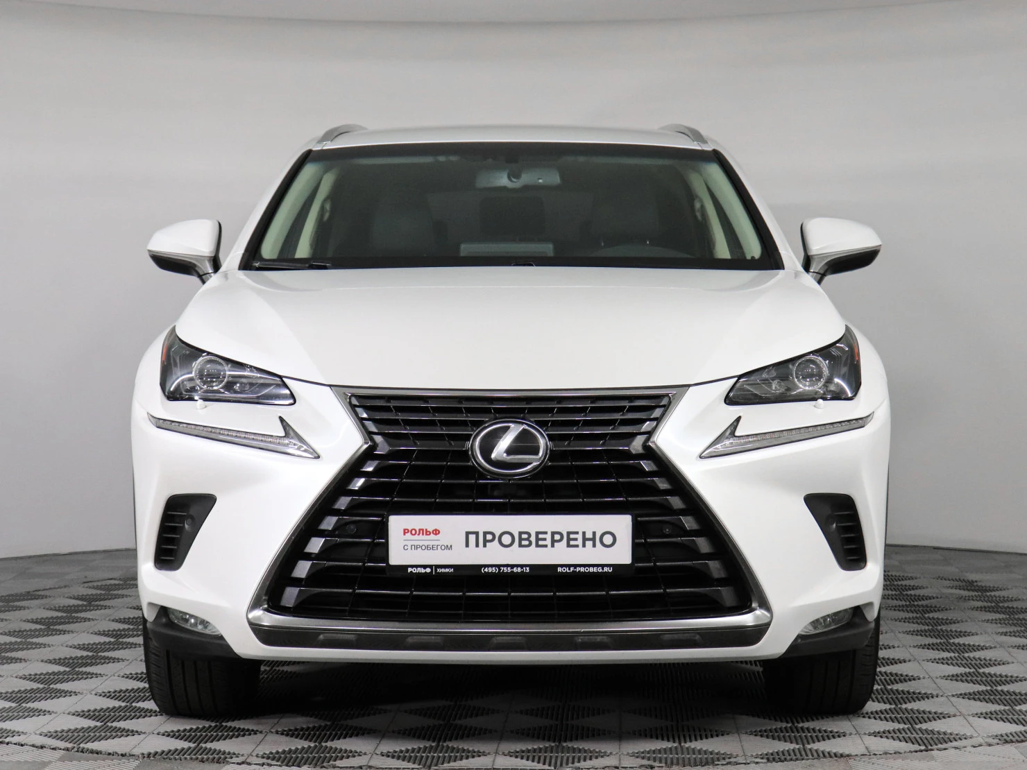 Lexus NX, 2017