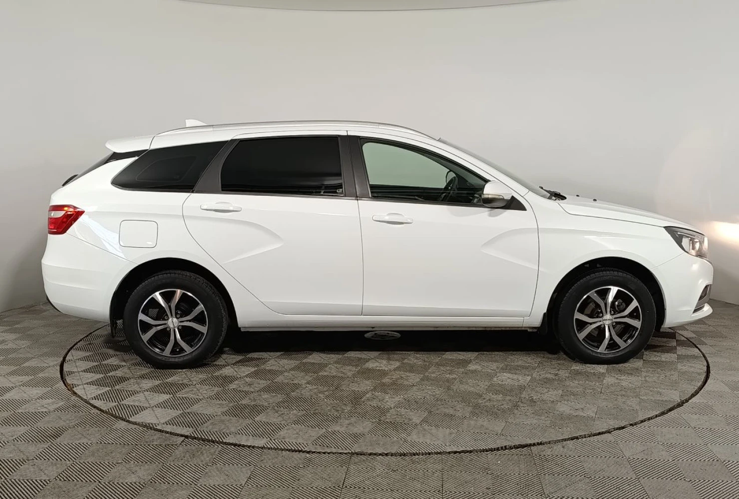 LADA (ВАЗ) Vesta, 2018