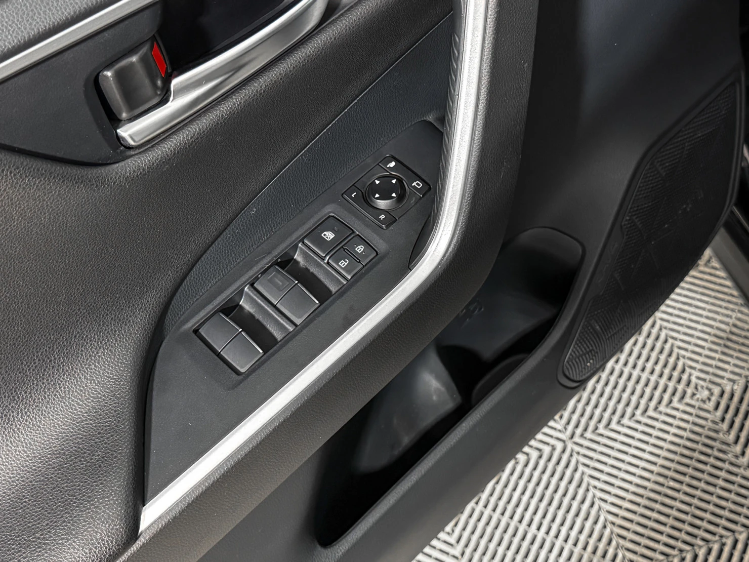Toyota RAV4, 2021