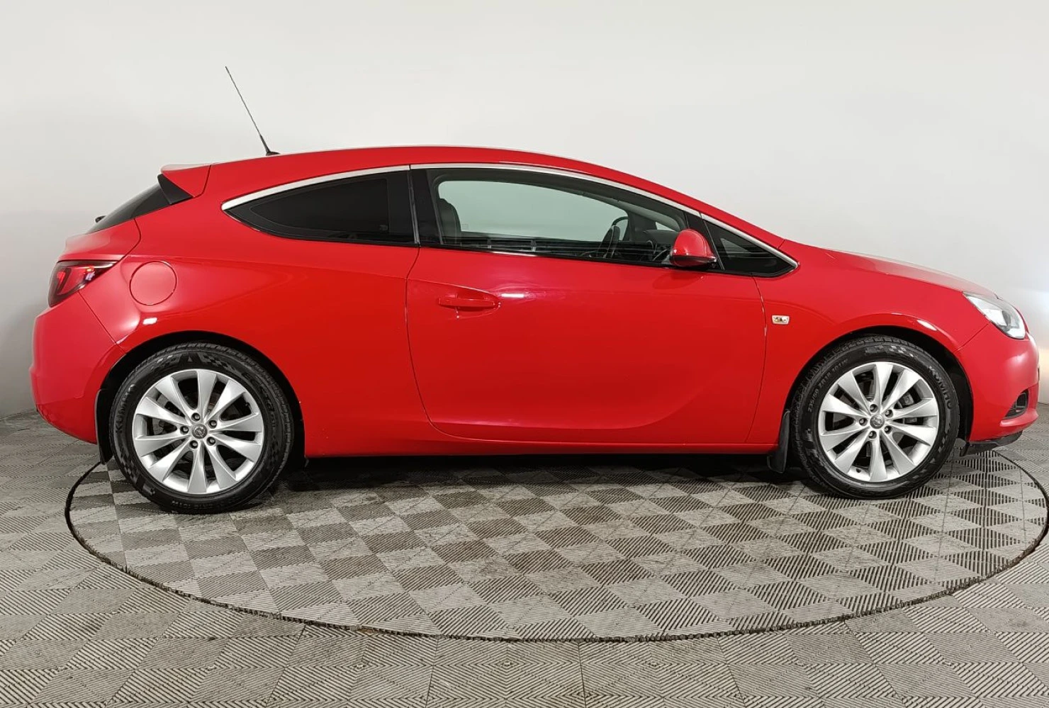 Opel Astra, 2014