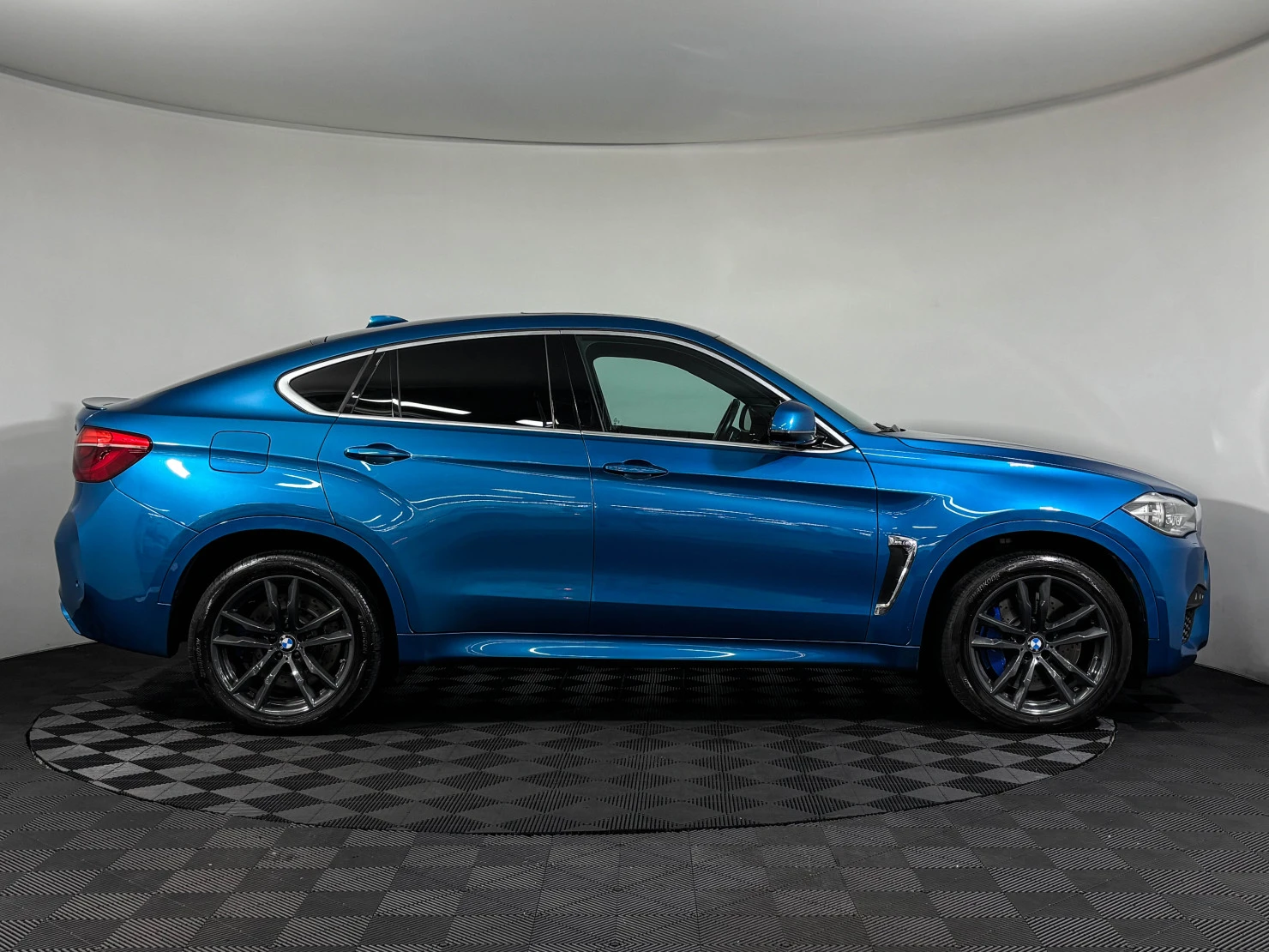 BMW X6 M, 2016