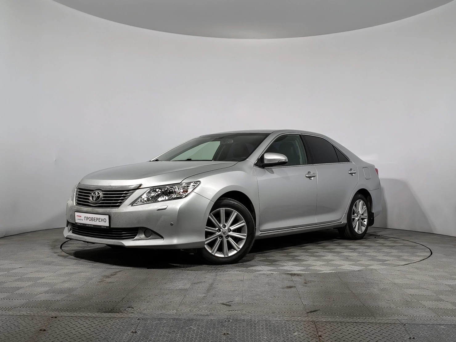 Toyota Camry, 2011