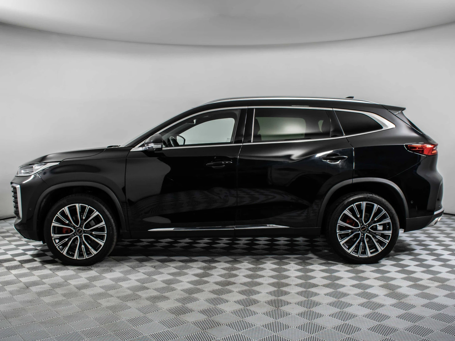 EXEED TXL, 2024