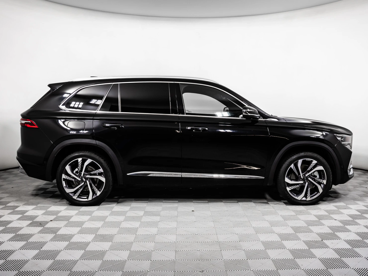 Geely Monjaro, 2024