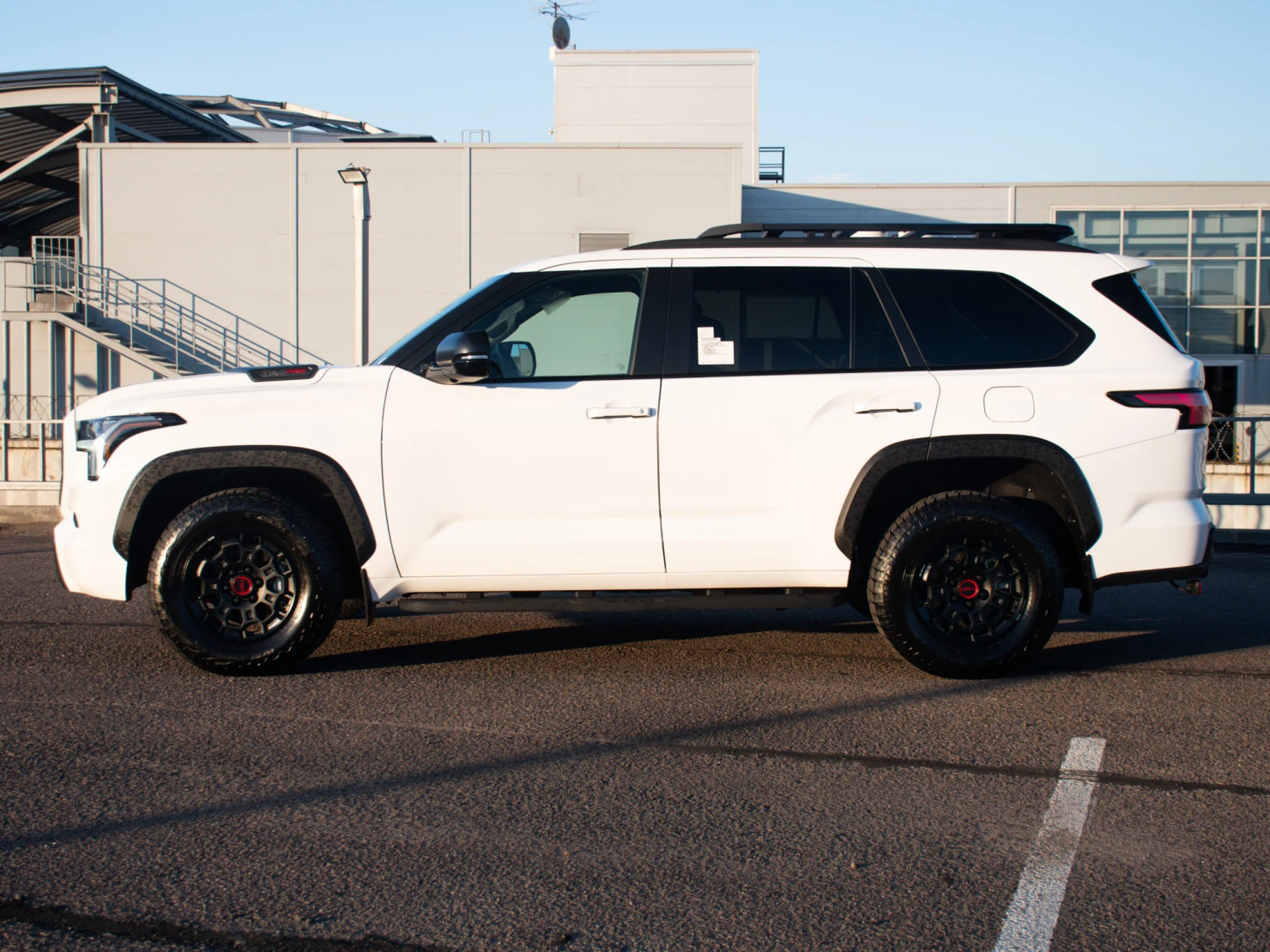 Toyota Sequoia, 2024