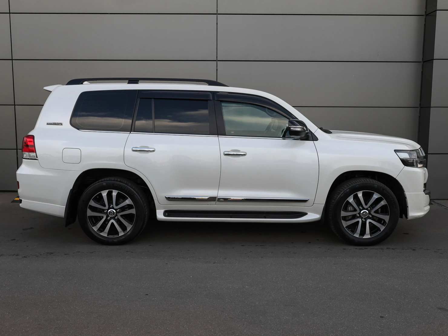 Toyota Land Cruiser, 2019