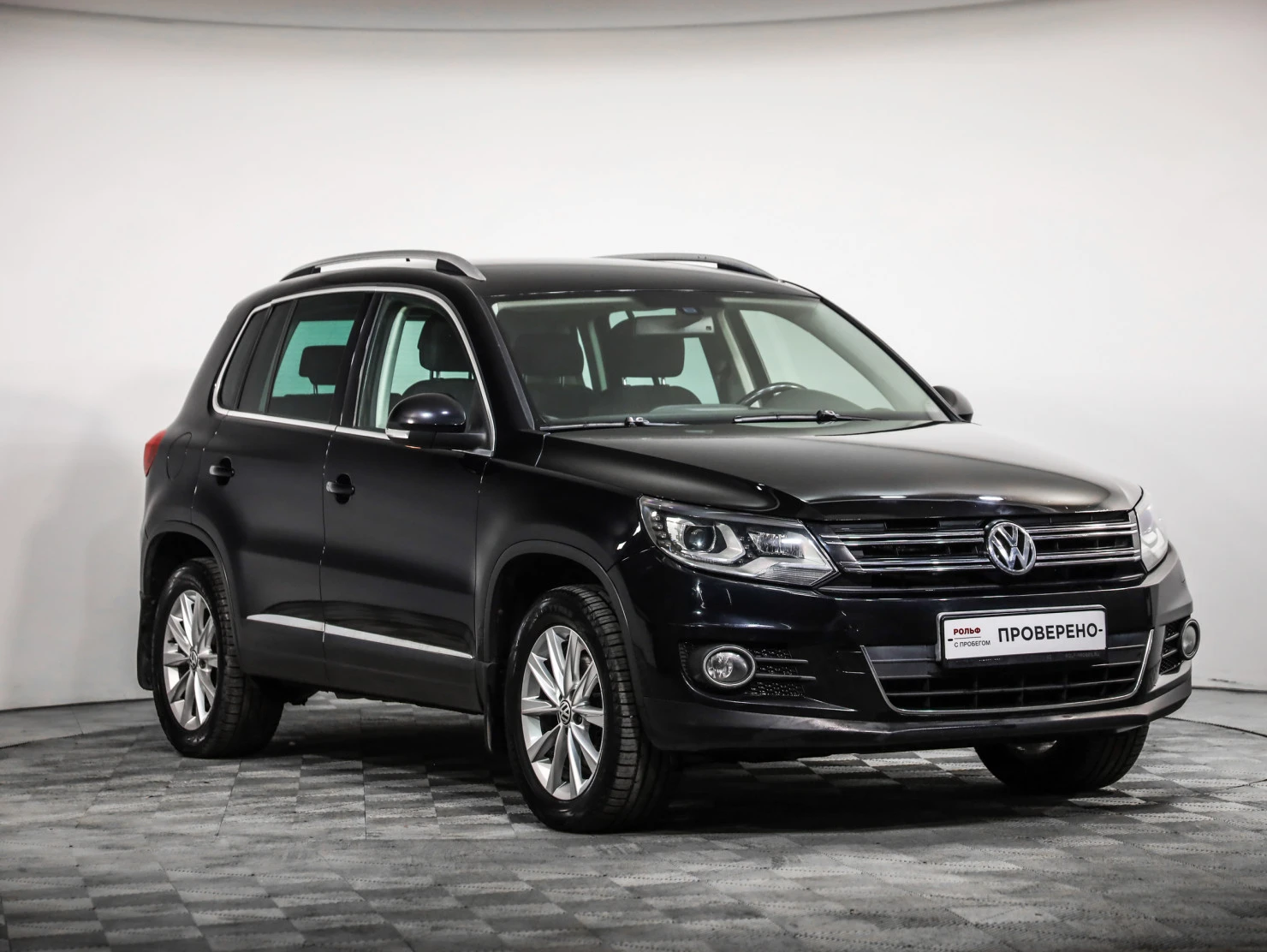 Volkswagen Tiguan, 2012