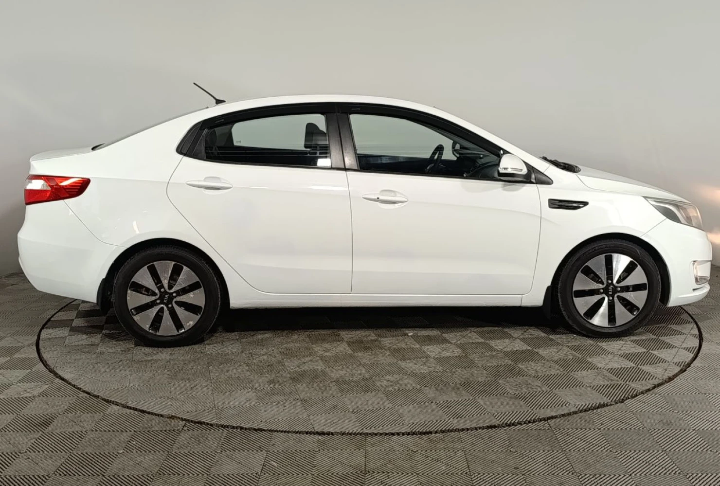 Kia Rio, 2012