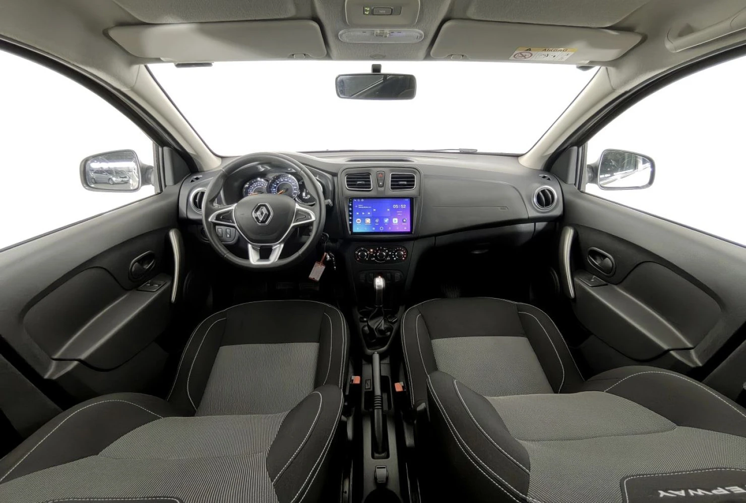 Renault Logan, 2021