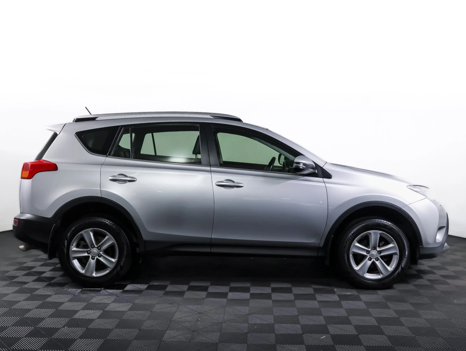 Toyota RAV4, 2012