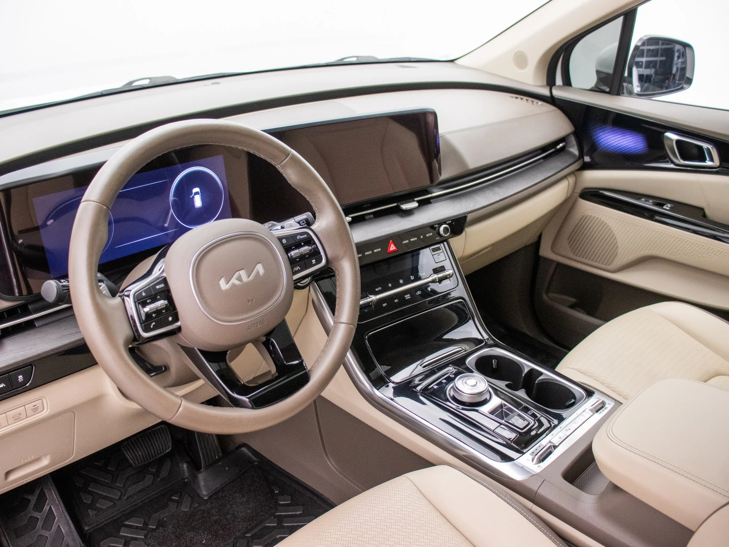 Kia Carnival, 2022