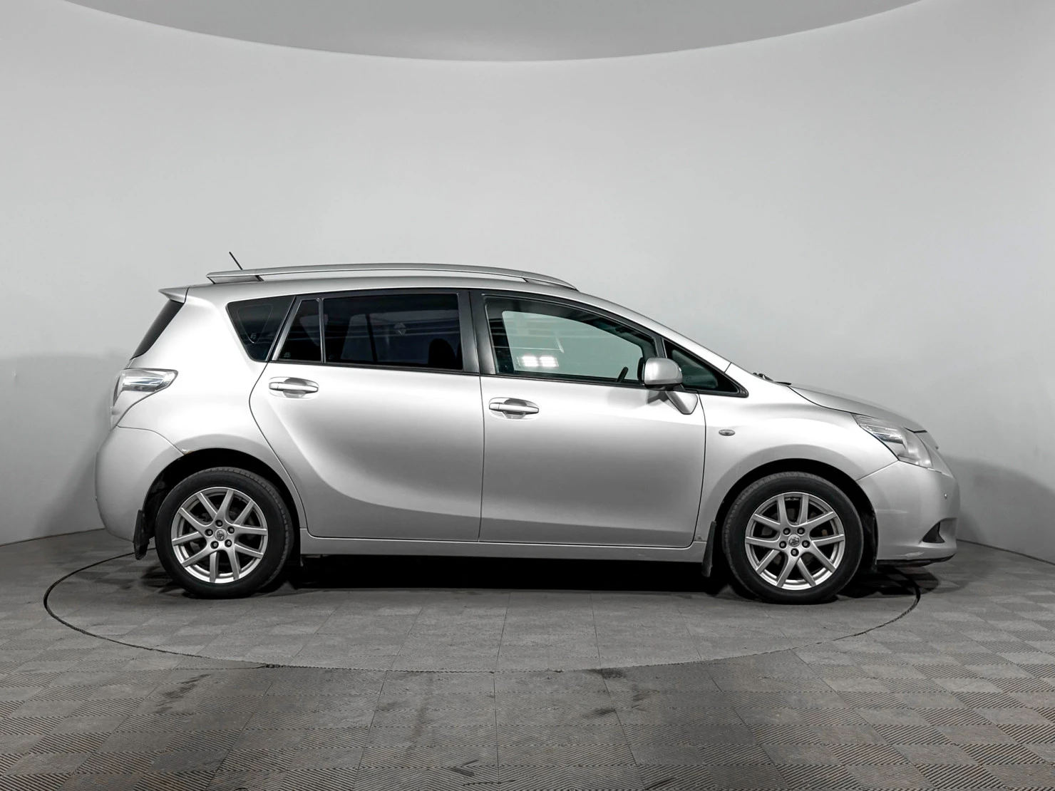 Toyota Verso, 2010