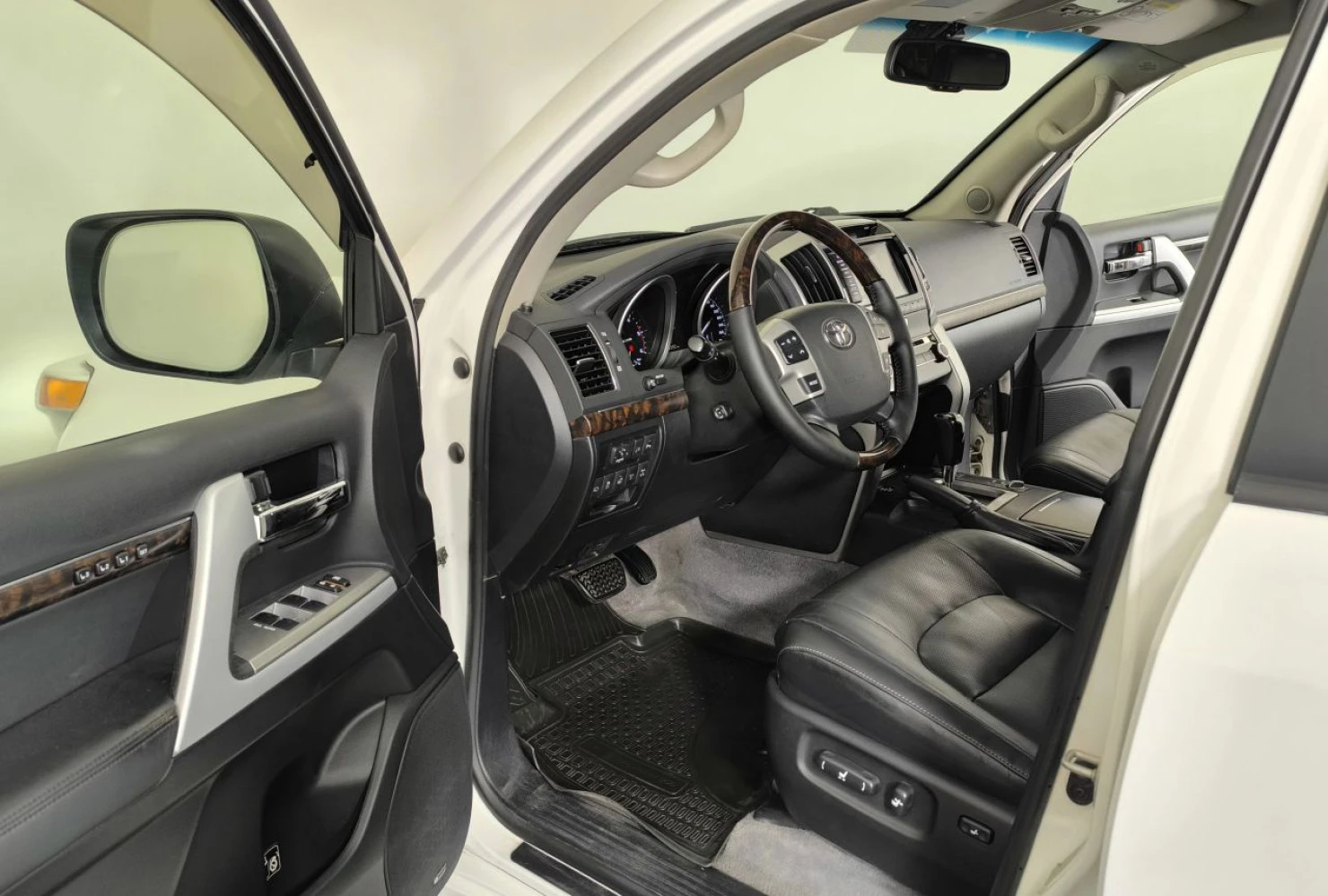 Toyota Land Cruiser, 2013
