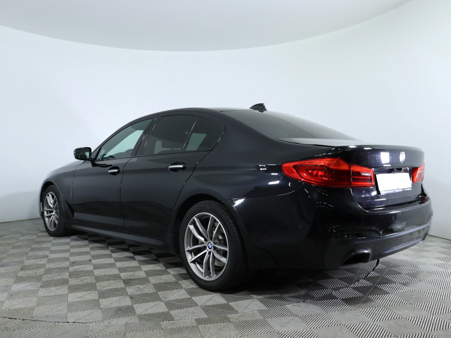 BMW 5 серии, 2017