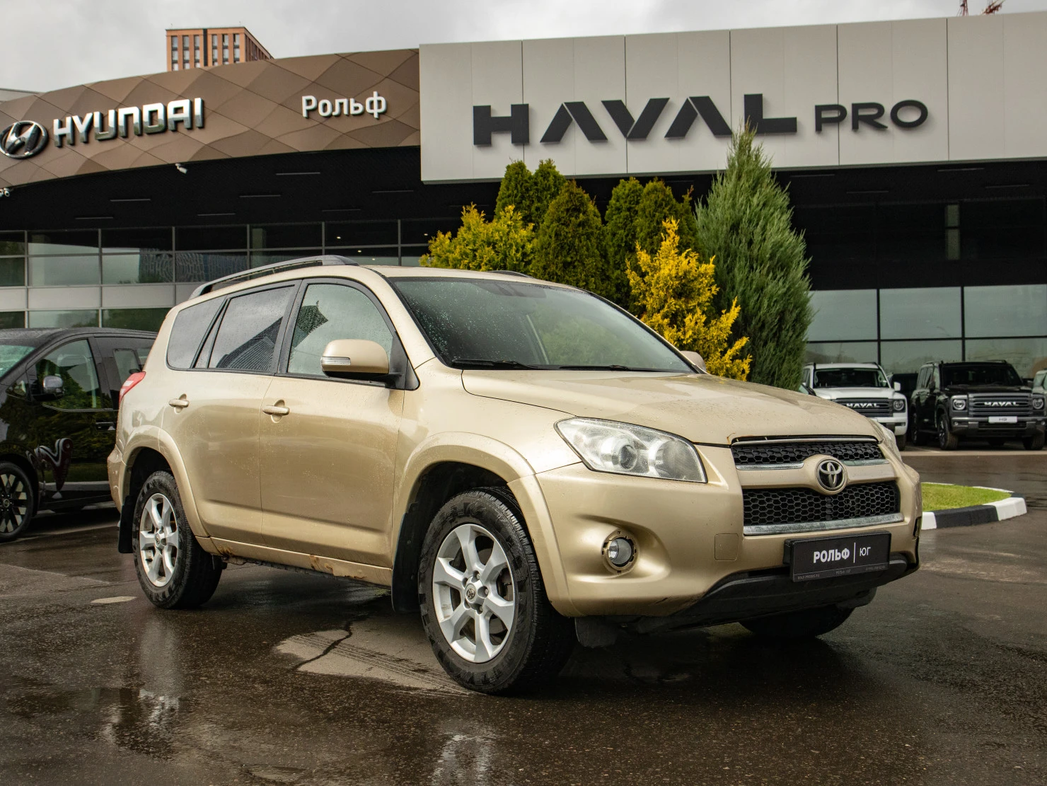 Toyota RAV4, 2011