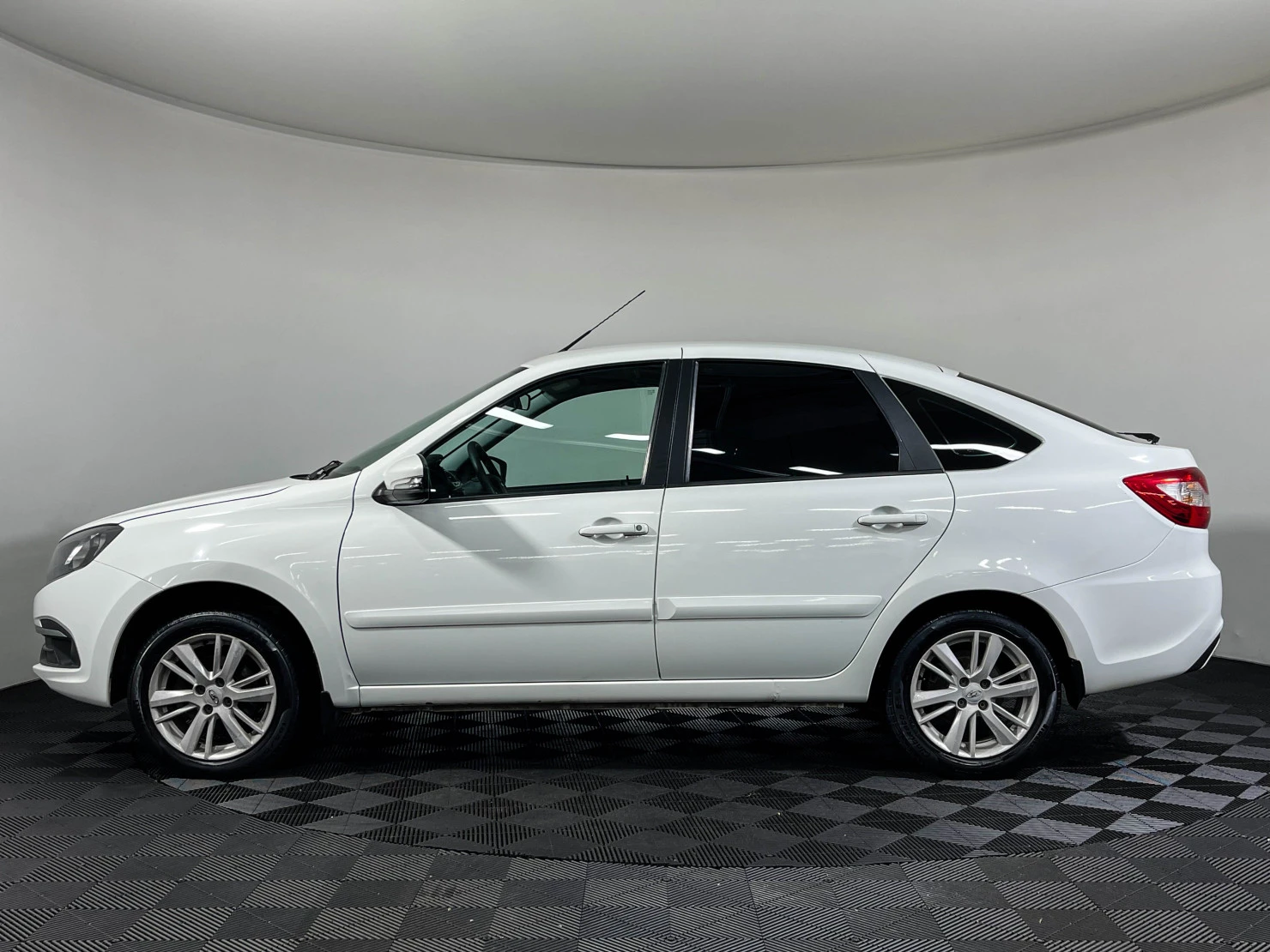 LADA (ВАЗ) Granta, 2021
