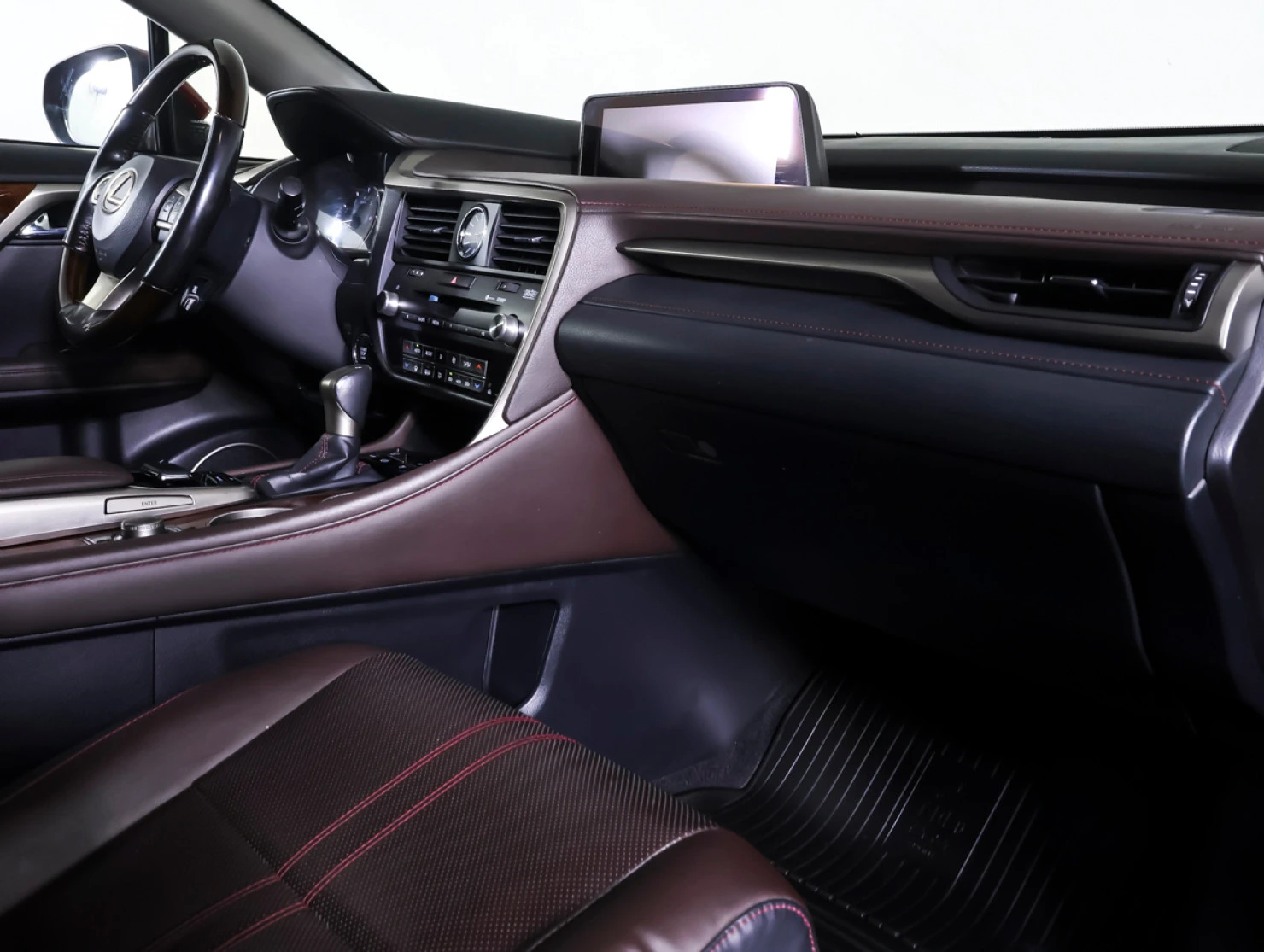 Lexus RX, 2016