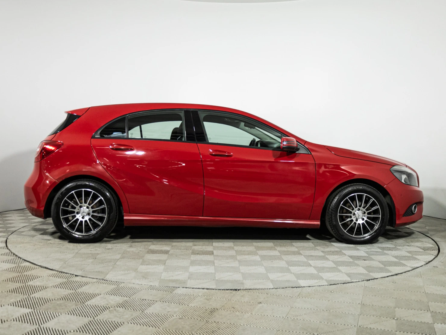Mercedes-Benz A-Класс, 2014