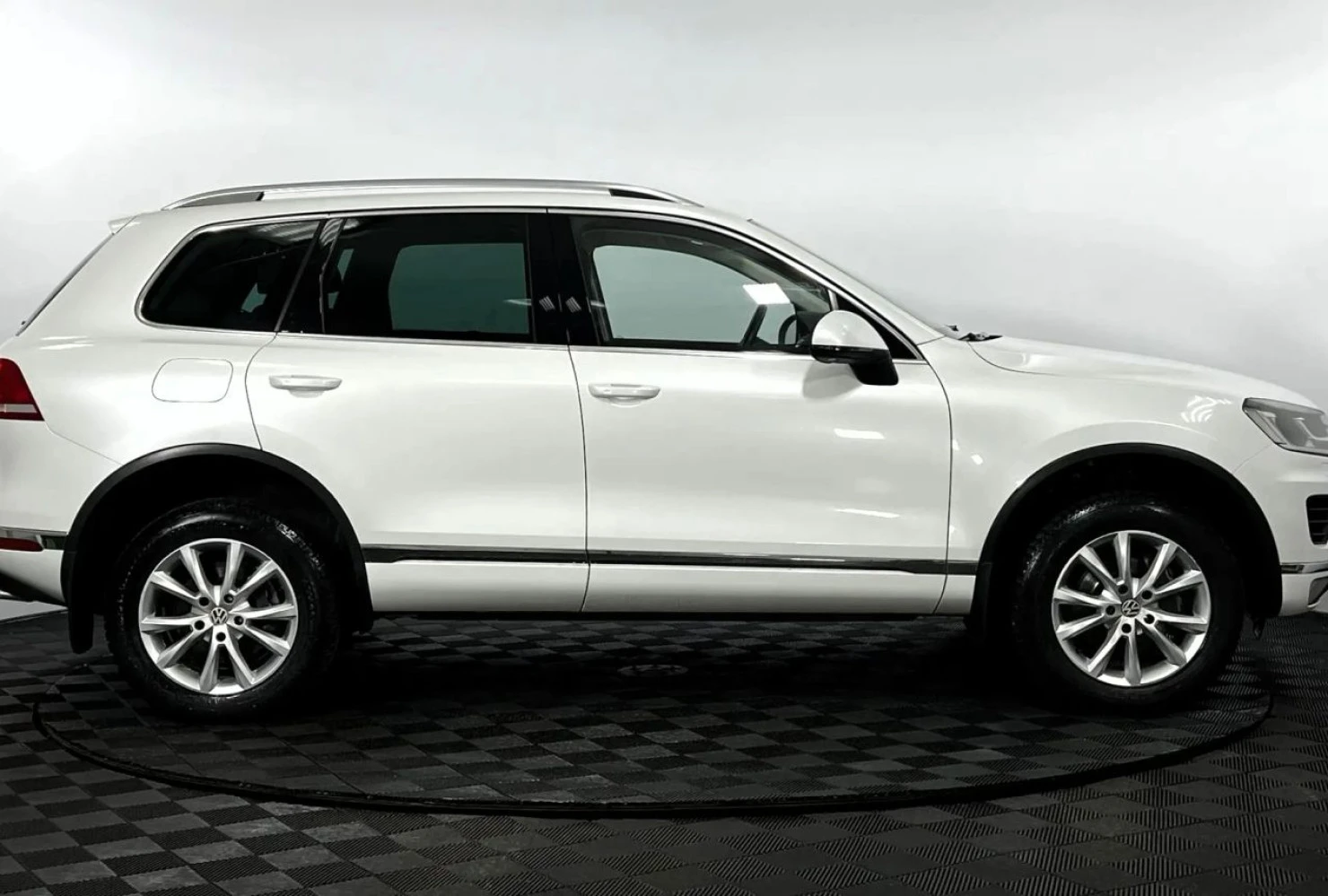 Volkswagen Touareg, 2015