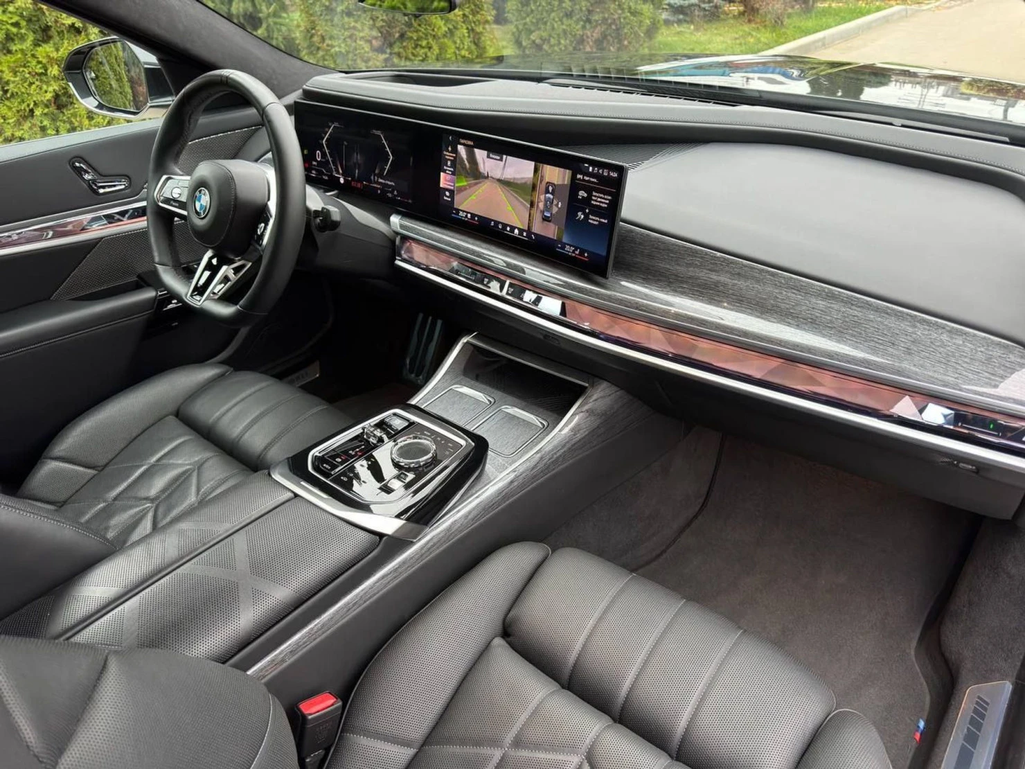 BMW 7 серии, 2023