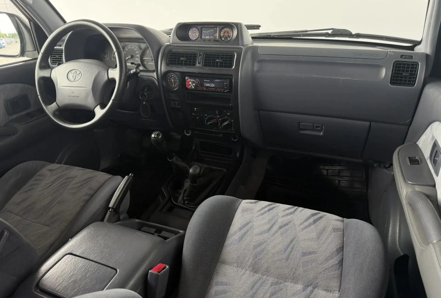 Toyota Land Cruiser Prado, 2001