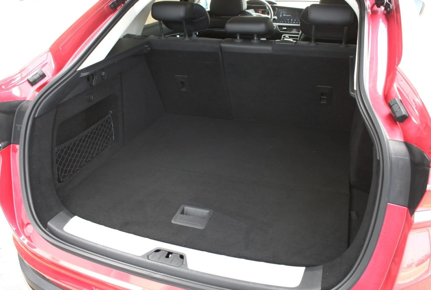 Geely Tugella, 2021